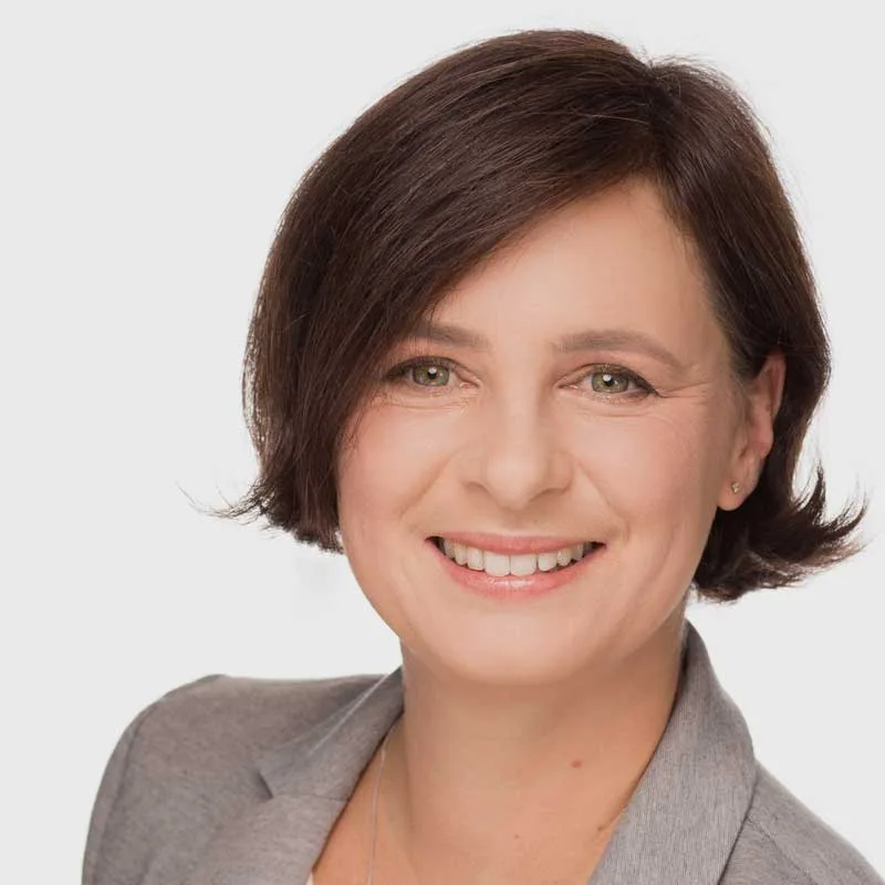Veronika Neumann Veronika Neumann